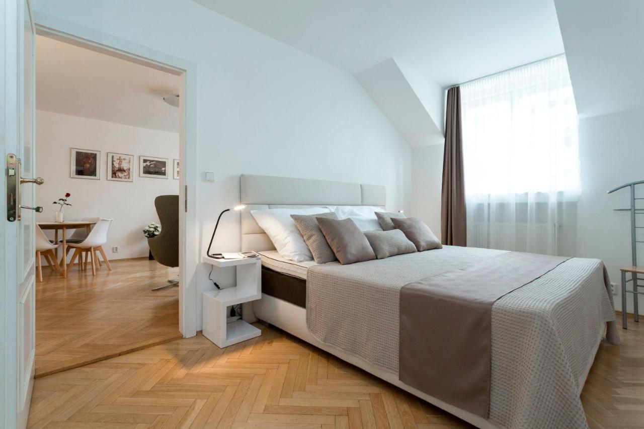 Prague Days - Modern Apartment - New Town المظهر الخارجي الصورة