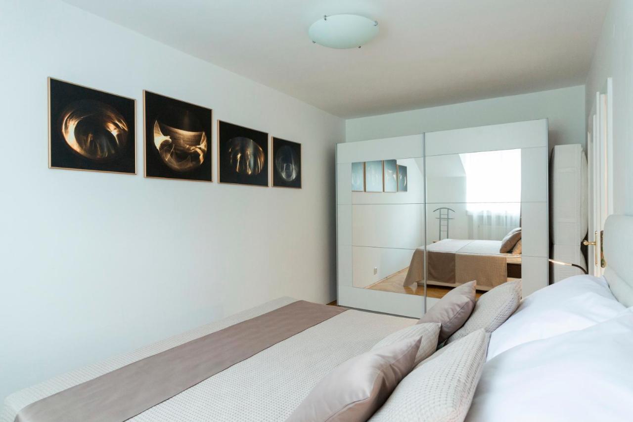 Prague Days - Modern Apartment - New Town المظهر الخارجي الصورة